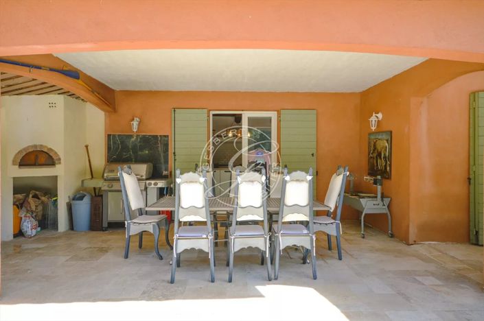 Image No.13-4 Bed House for sale