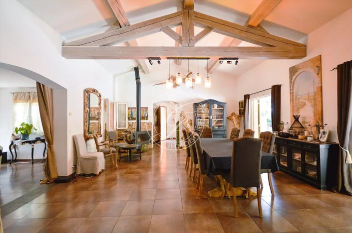 Image No.5-4 Bed House for sale