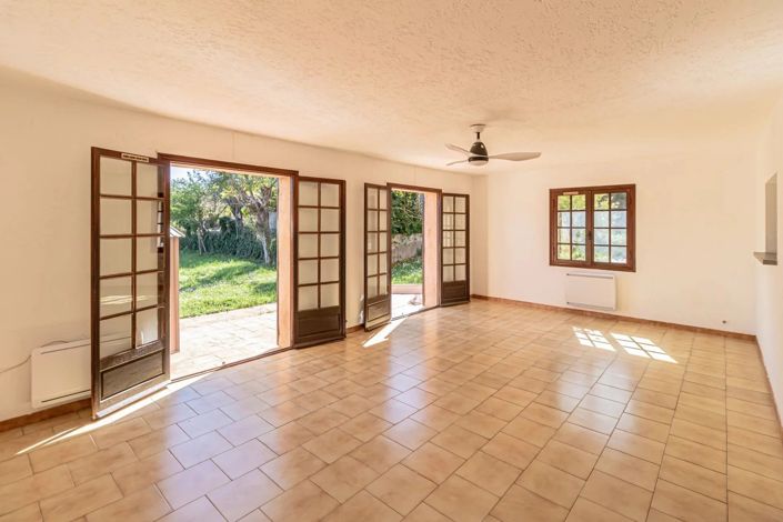 Image No.2-3 Bed House for sale
