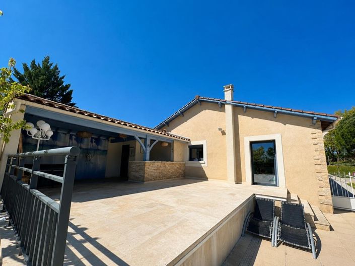 Image No.11-3 Bed House for sale