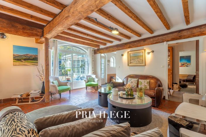Image No.21-7 Bed House for sale