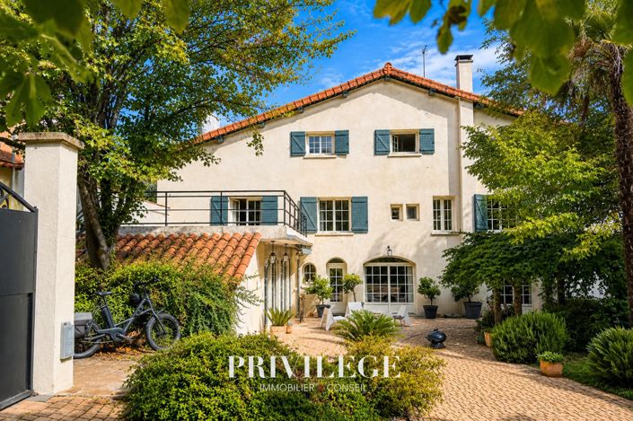 Image No.3-7 Bed House for sale