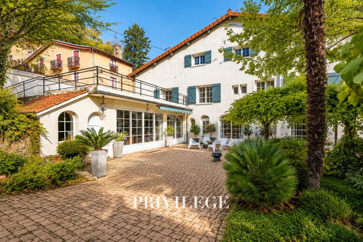 Image No.5-7 Bed House for sale