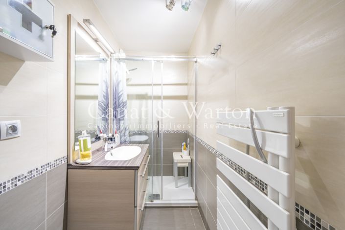 Image No.12-3 Bed Apartment for sale