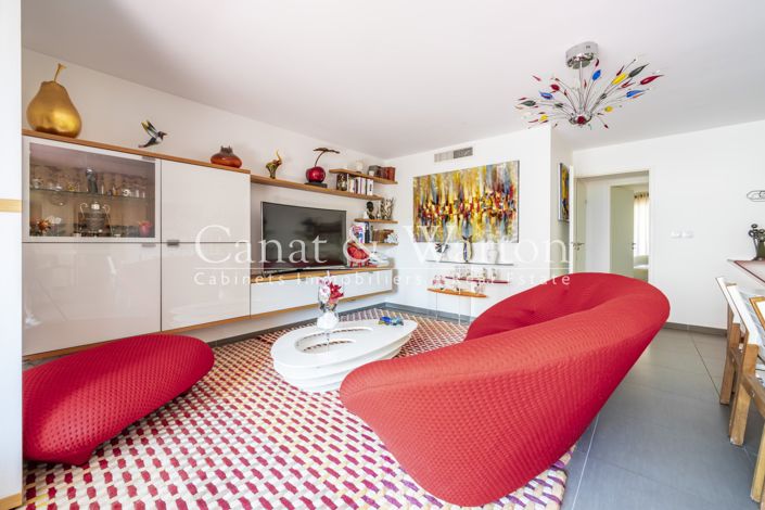 Image No.17-3 Bed Apartment for sale