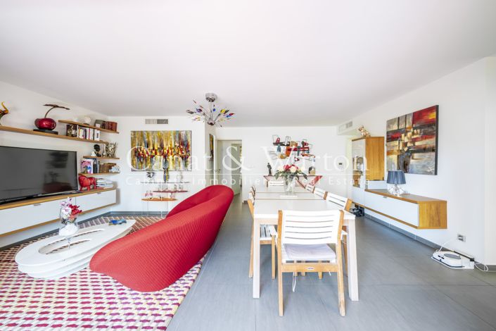 Image No.18-3 Bed Apartment for sale