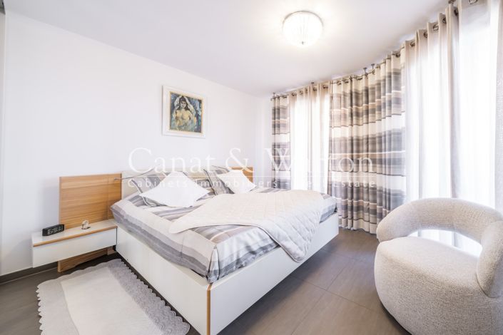 Image No.8-3 Bed Apartment for sale