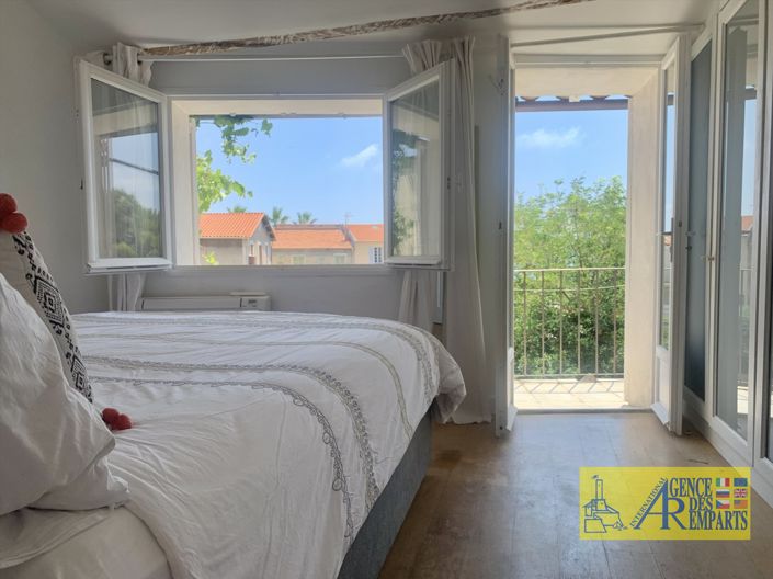 Image No.15-2 Bed House for sale