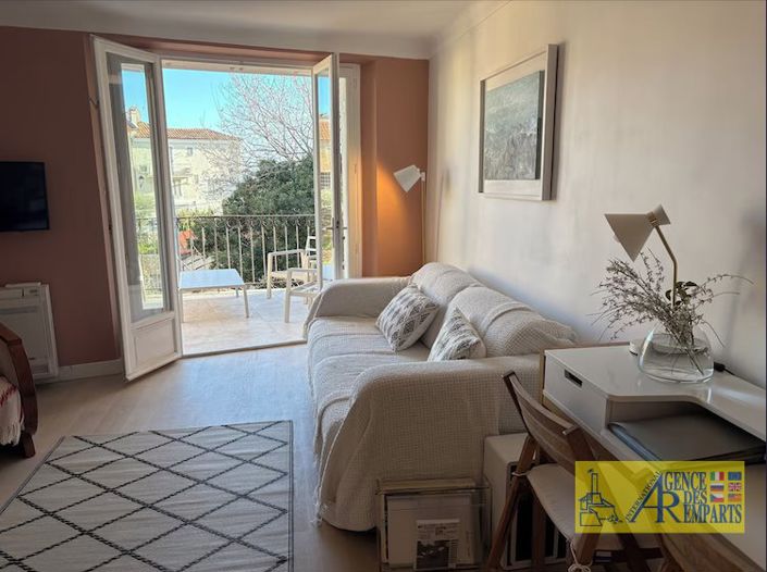 Image No.3-2 Bed House for sale