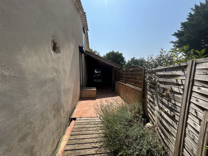 Image No.12-4 Bed House for sale