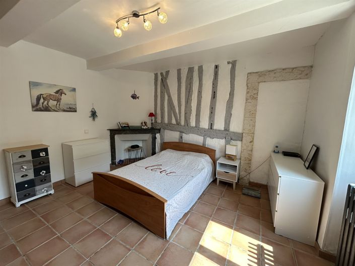 Image No.5-4 Bed House for sale