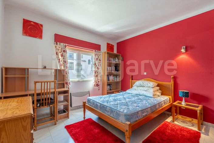 Image No.18-2 Bed Apartment for sale