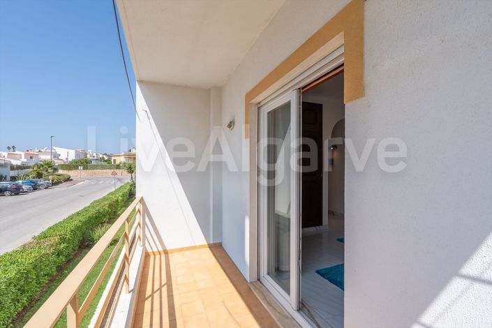 Image No.26-2 Bed Apartment for sale