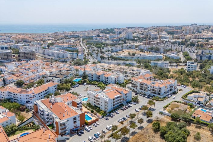 Image No.30-2 Bed Apartment for sale