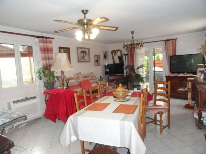 Image No.5-2 Bed House for sale