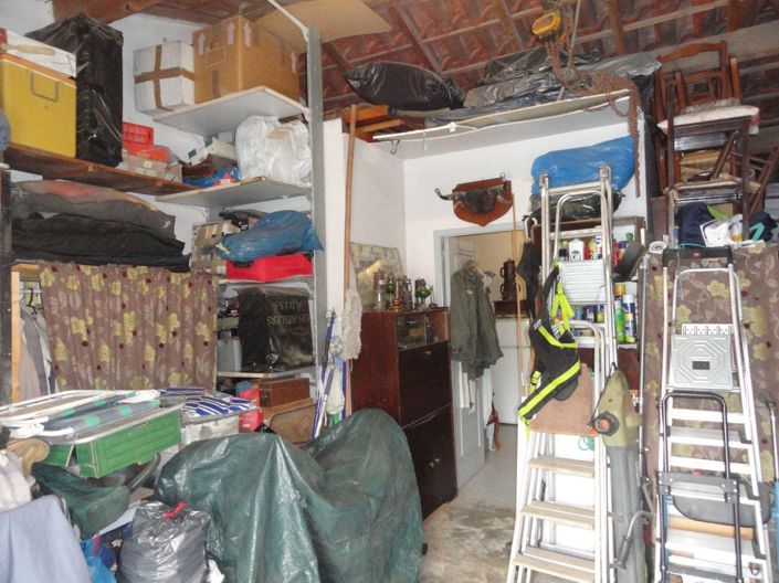 Image No.9-2 Bed House for sale