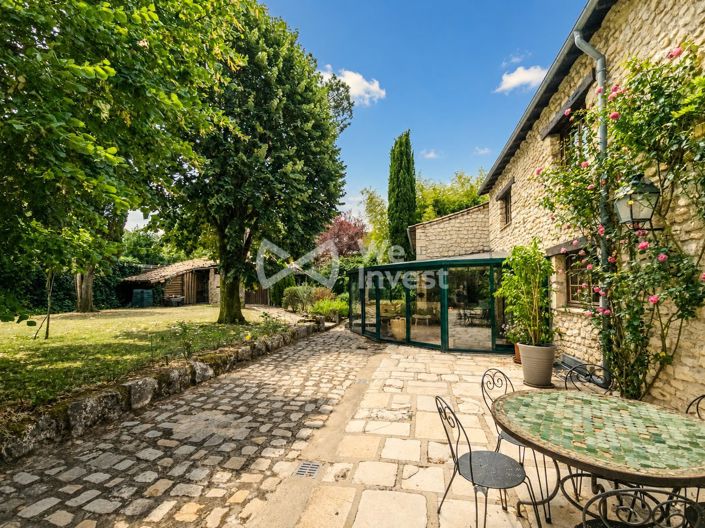 Image No.4-6 Bed House for sale