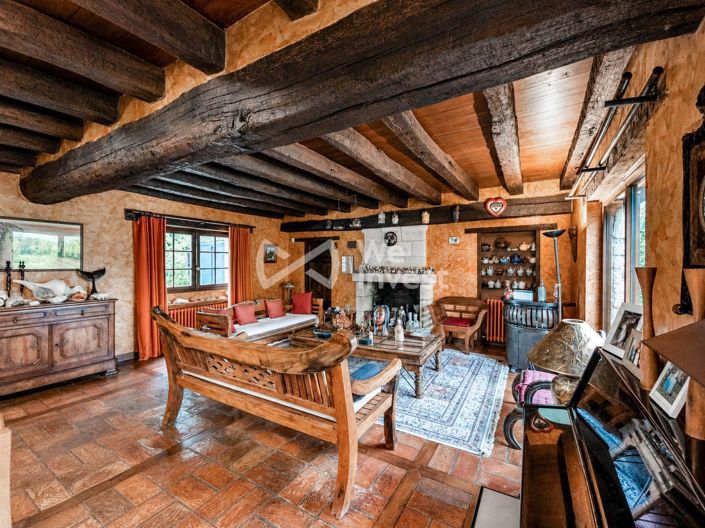 Image No.7-6 Bed House for sale