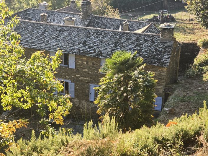 Image No.2-4 Bed House for sale
