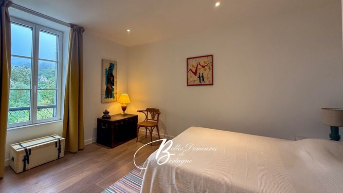 Image No.17-5 Bed House for sale