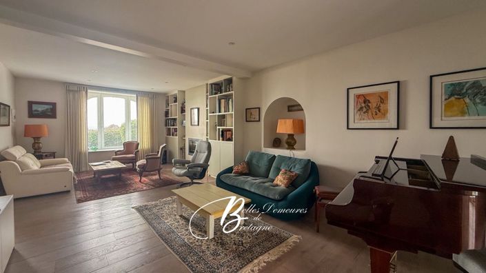 Image No.4-5 Bed House for sale