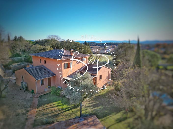 Image No.17-4 Bed House for sale