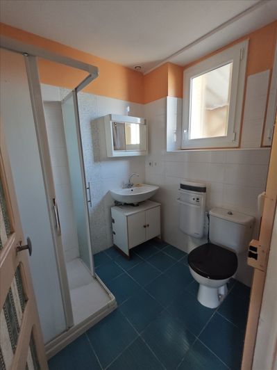 Image No.6-3 Bed House for sale