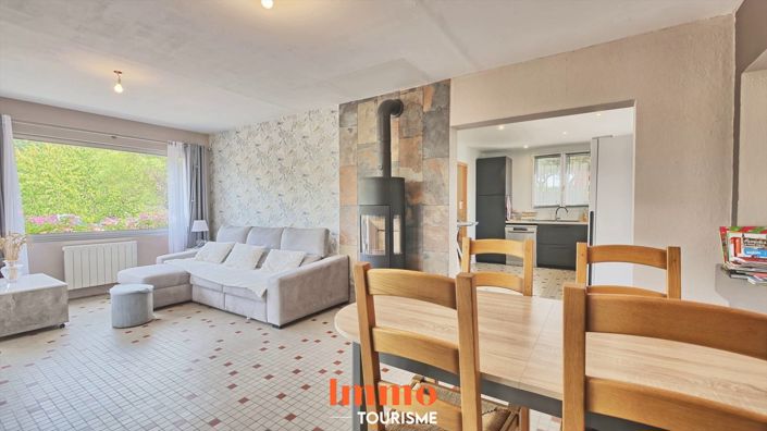 Image No.17-8 Bed House for sale