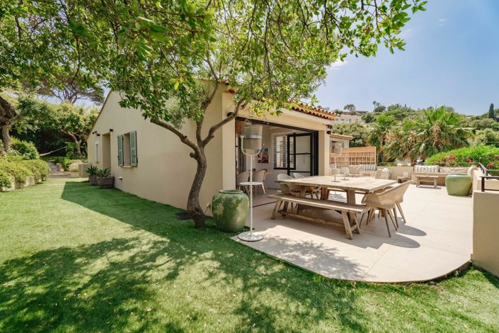 Image No.17-4 Bed House for sale