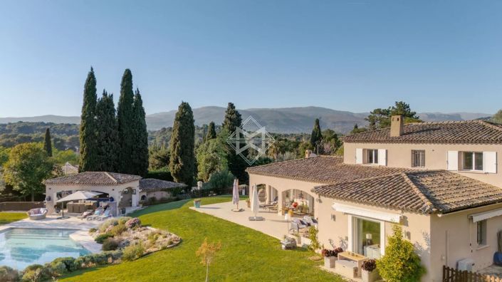 Image No.2-5 Bed House for sale