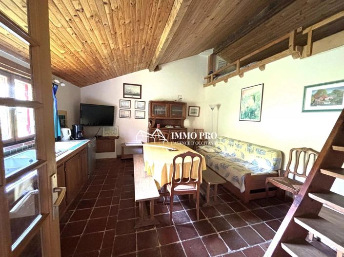 Image No.19-8 Bed House for sale