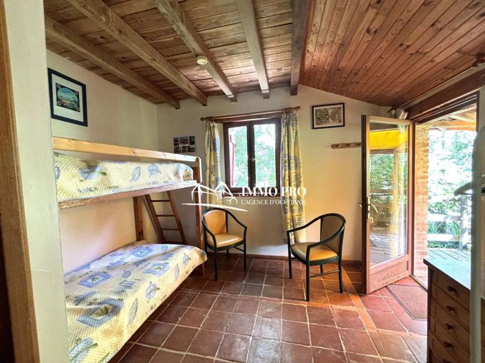 Image No.21-8 Bed House for sale