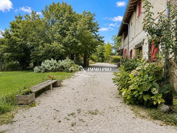 Image No.23-8 Bed House for sale