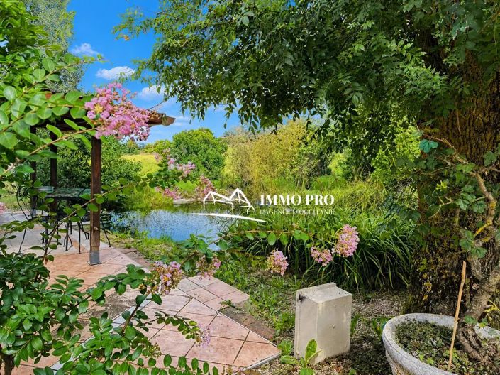 Image No.3-8 Bed House for sale