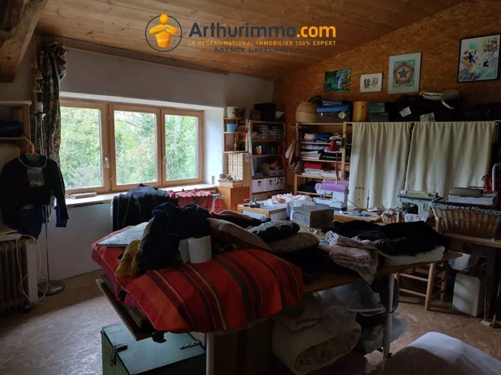 Image No.20-2 Bed House for sale