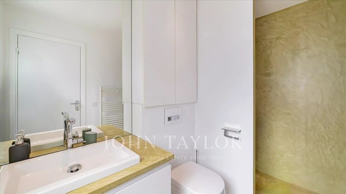 Image No.16-3 Bed House for sale