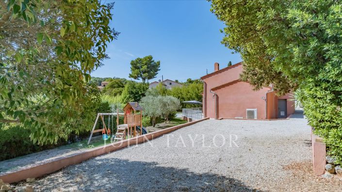 Image No.4-3 Bed House for sale
