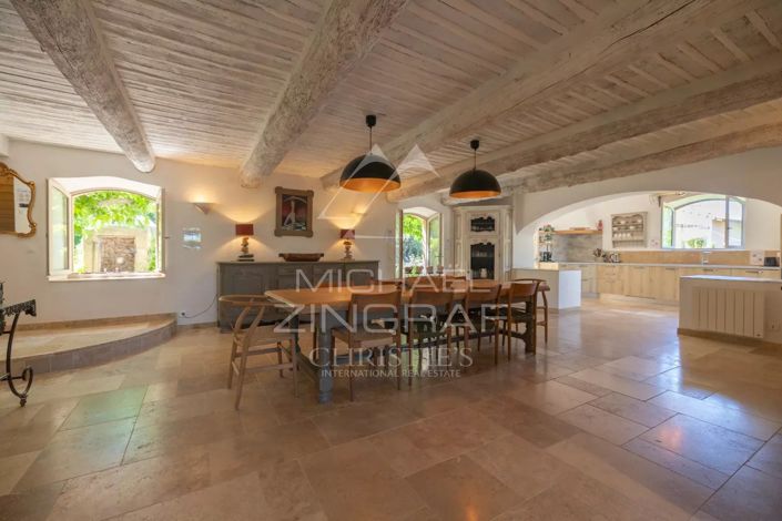 Image No.16-9 Bed House for sale
