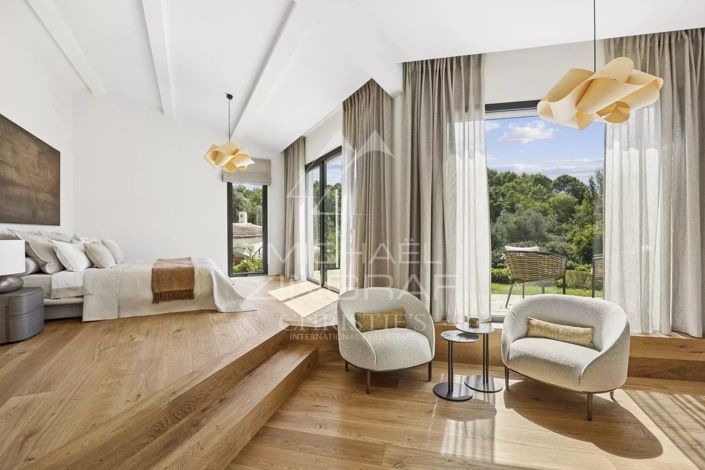 Image No.6-5 Bed House for sale