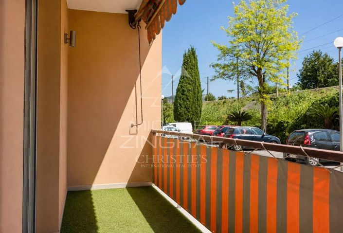 Image No.12-3 Bed Apartment for sale
