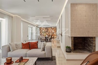 aawrtqtnt7vzgjju10