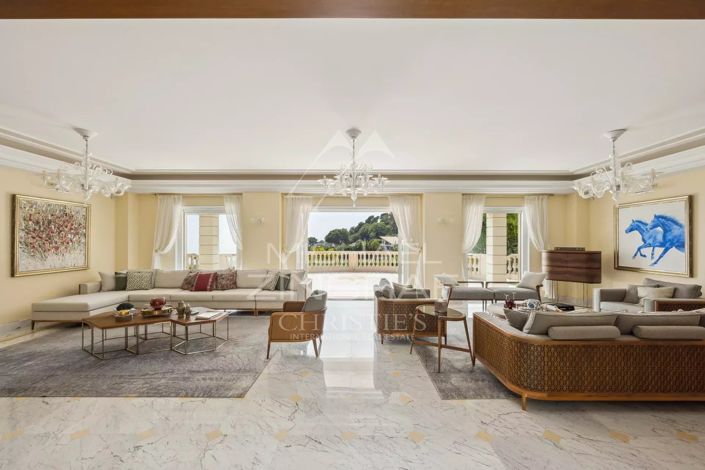 Image No.10-6 Bed House for sale