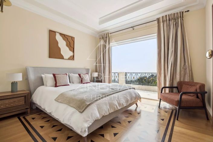 Image No.15-6 Bed House for sale