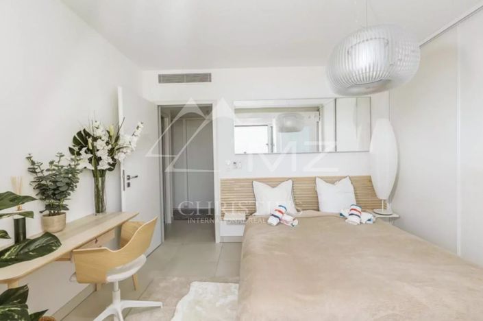 Image No.17-2 Bed Apartment for sale