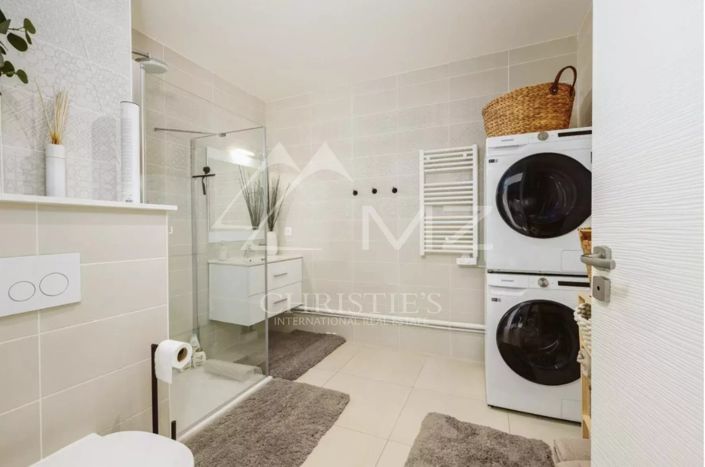 Image No.23-2 Bed Apartment for sale
