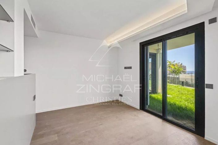 Image No.11-4 Bed Apartment for sale