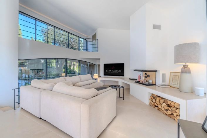 Image No.13-6 Bed House for sale