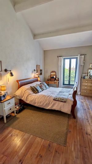 Image No.15-3 Bed House for sale