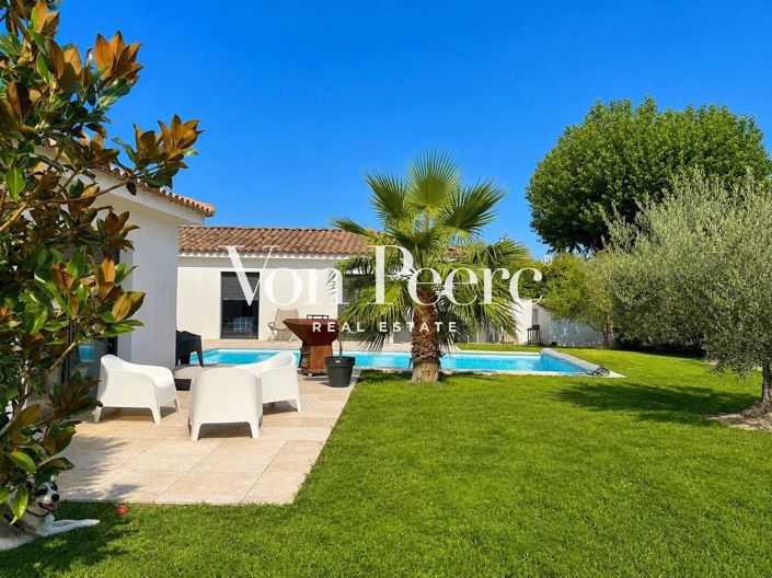 Image No.12-5 Bed House for sale