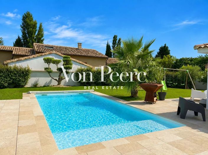 Image No.8-5 Bed House for sale